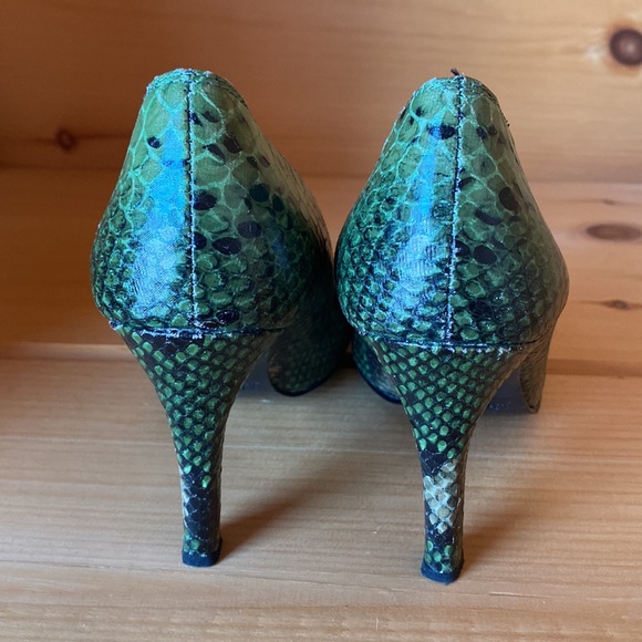 J. Renee Green reptile open toe pump shoes - Picture 4 of 6